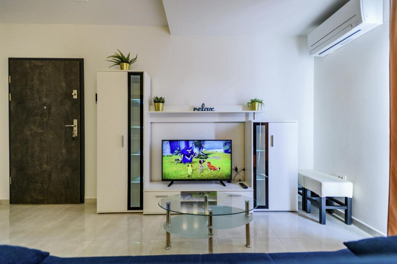 Holiday Apartment Zadar - With Summer Balcony And Parking Luaran gambar
