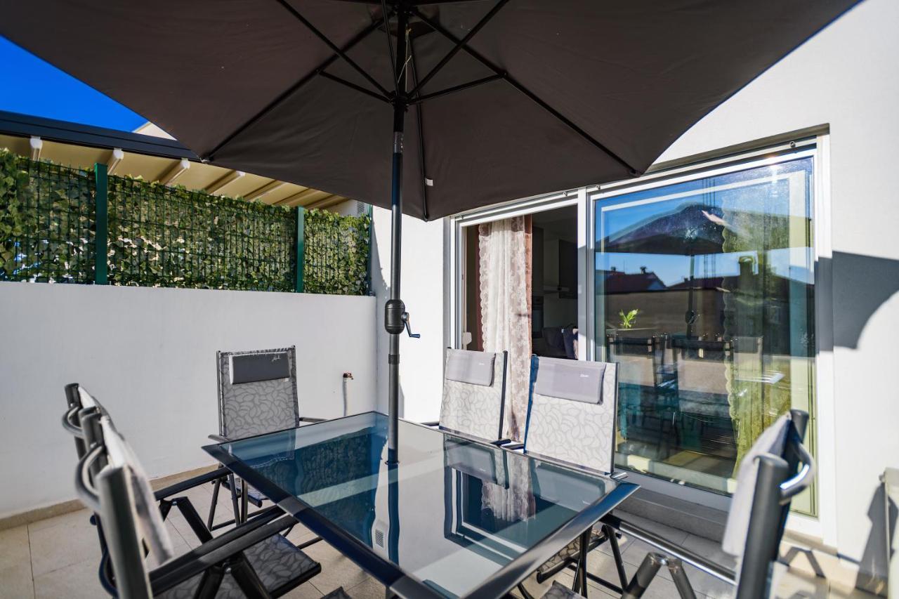 Holiday Apartment Zadar - With Summer Balcony And Parking Luaran gambar