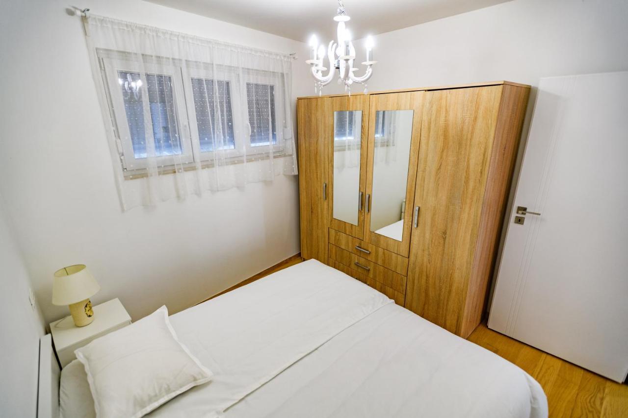 Holiday Apartment Zadar - With Summer Balcony And Parking Luaran gambar
