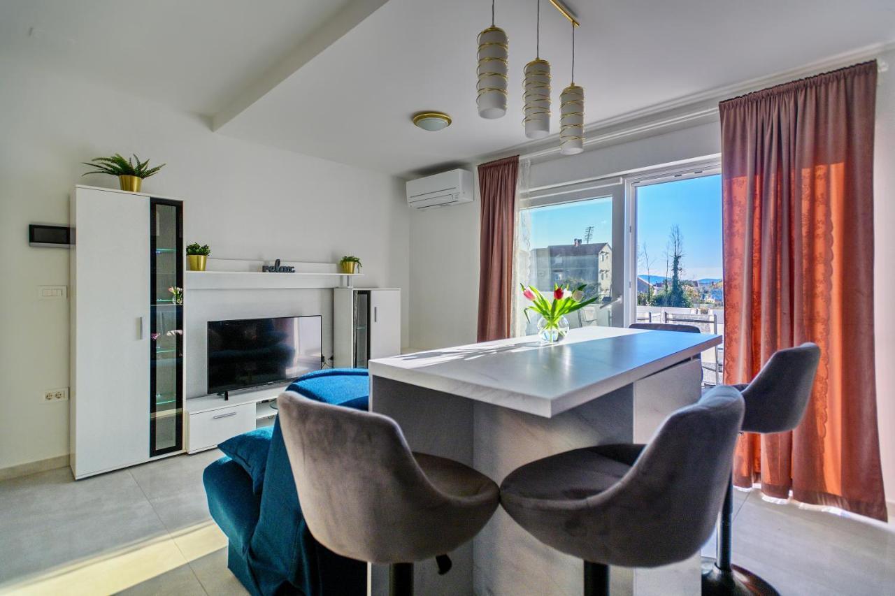 Holiday Apartment Zadar - With Summer Balcony And Parking Luaran gambar