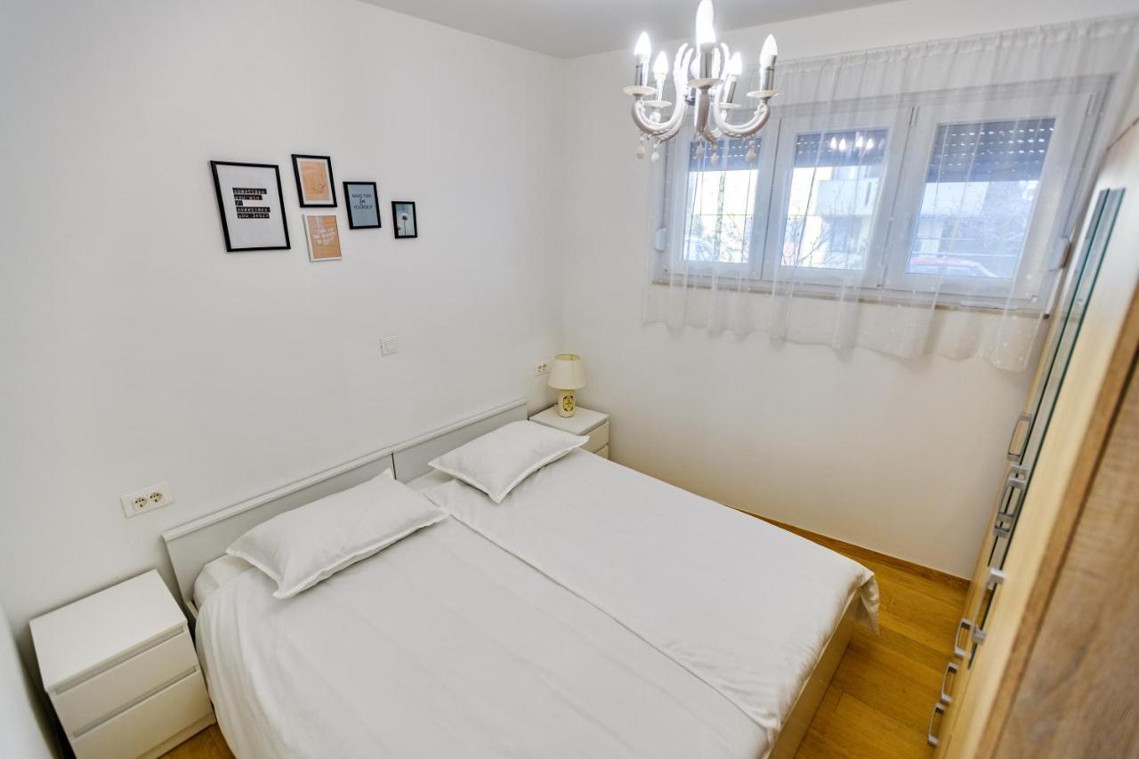 Holiday Apartment Zadar - With Summer Balcony And Parking Luaran gambar