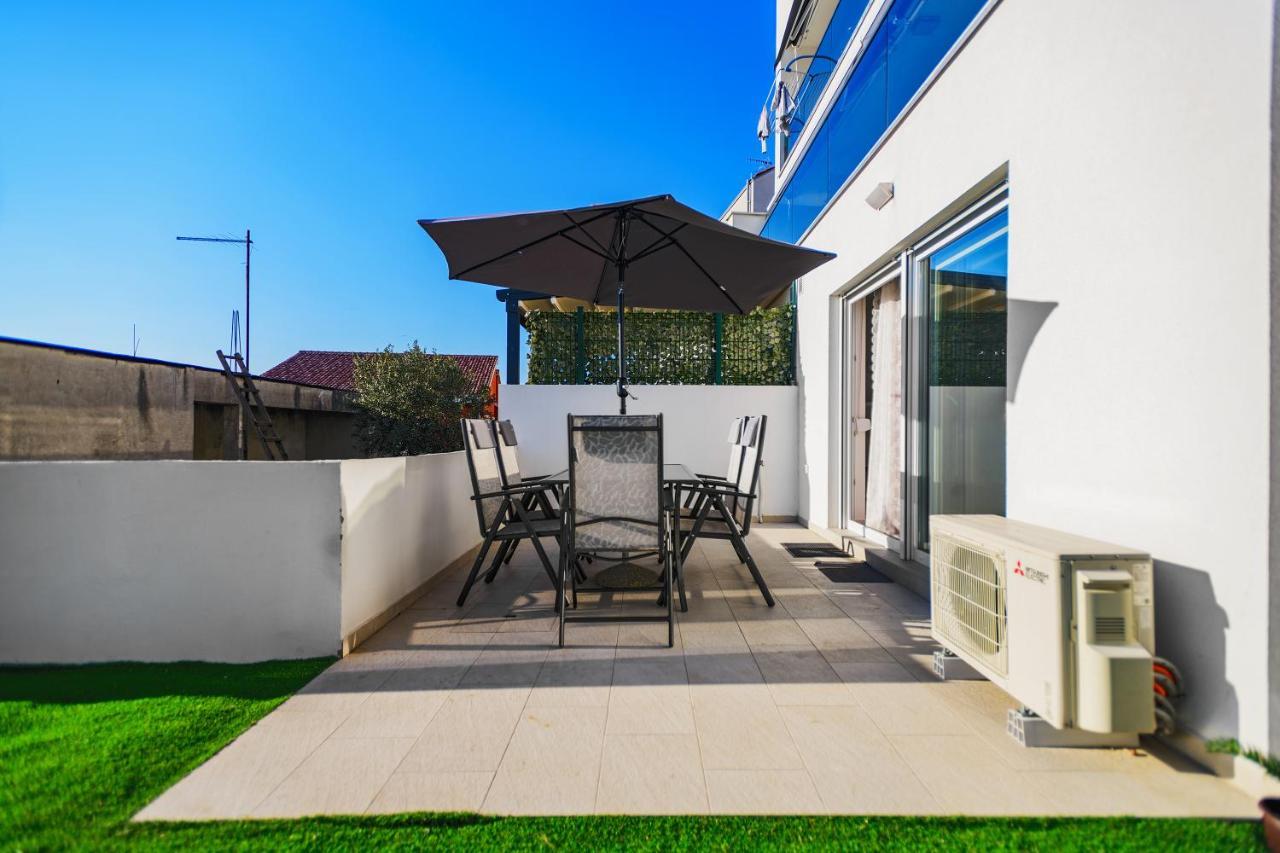 Holiday Apartment Zadar - With Summer Balcony And Parking Luaran gambar