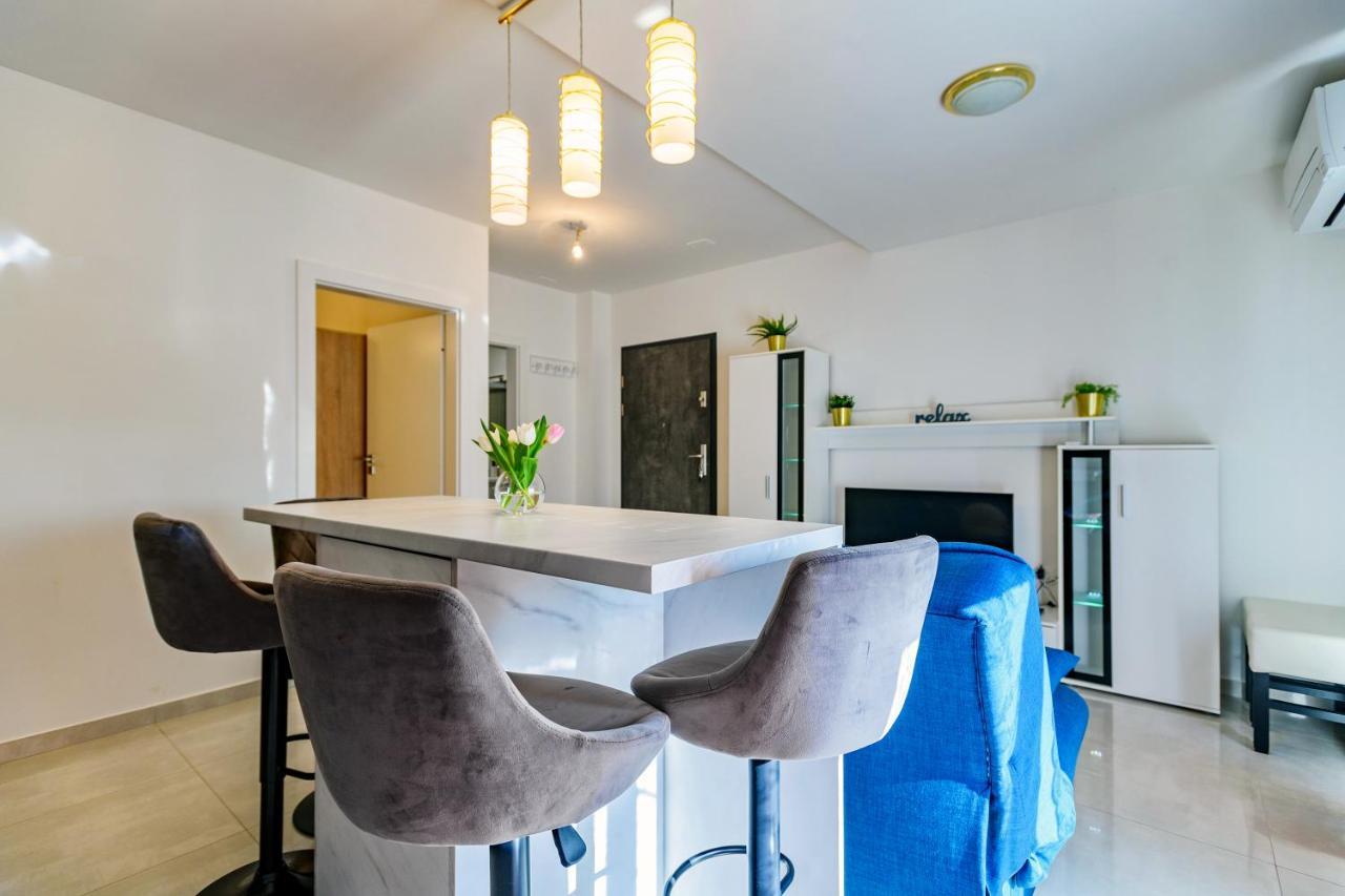 Holiday Apartment Zadar - With Summer Balcony And Parking Luaran gambar