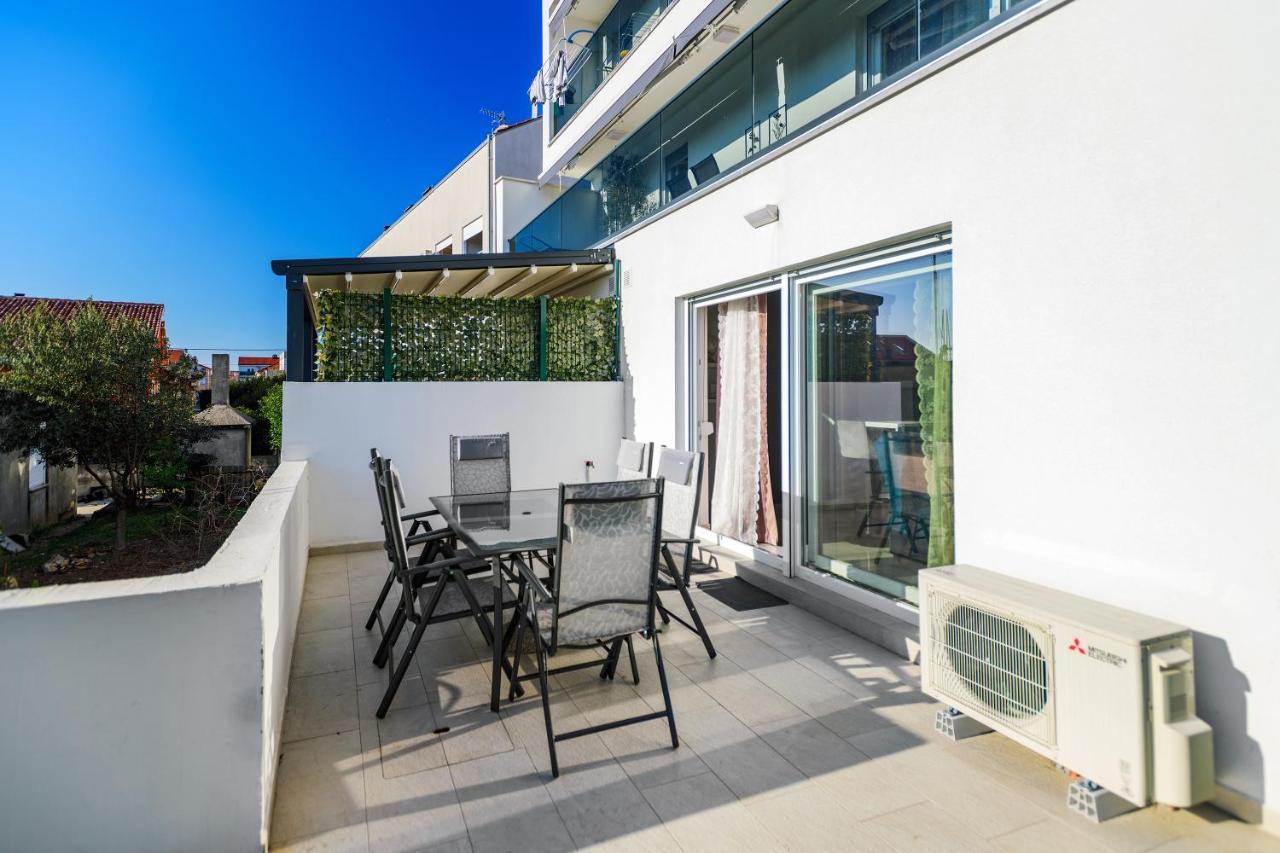 Holiday Apartment Zadar - With Summer Balcony And Parking Luaran gambar